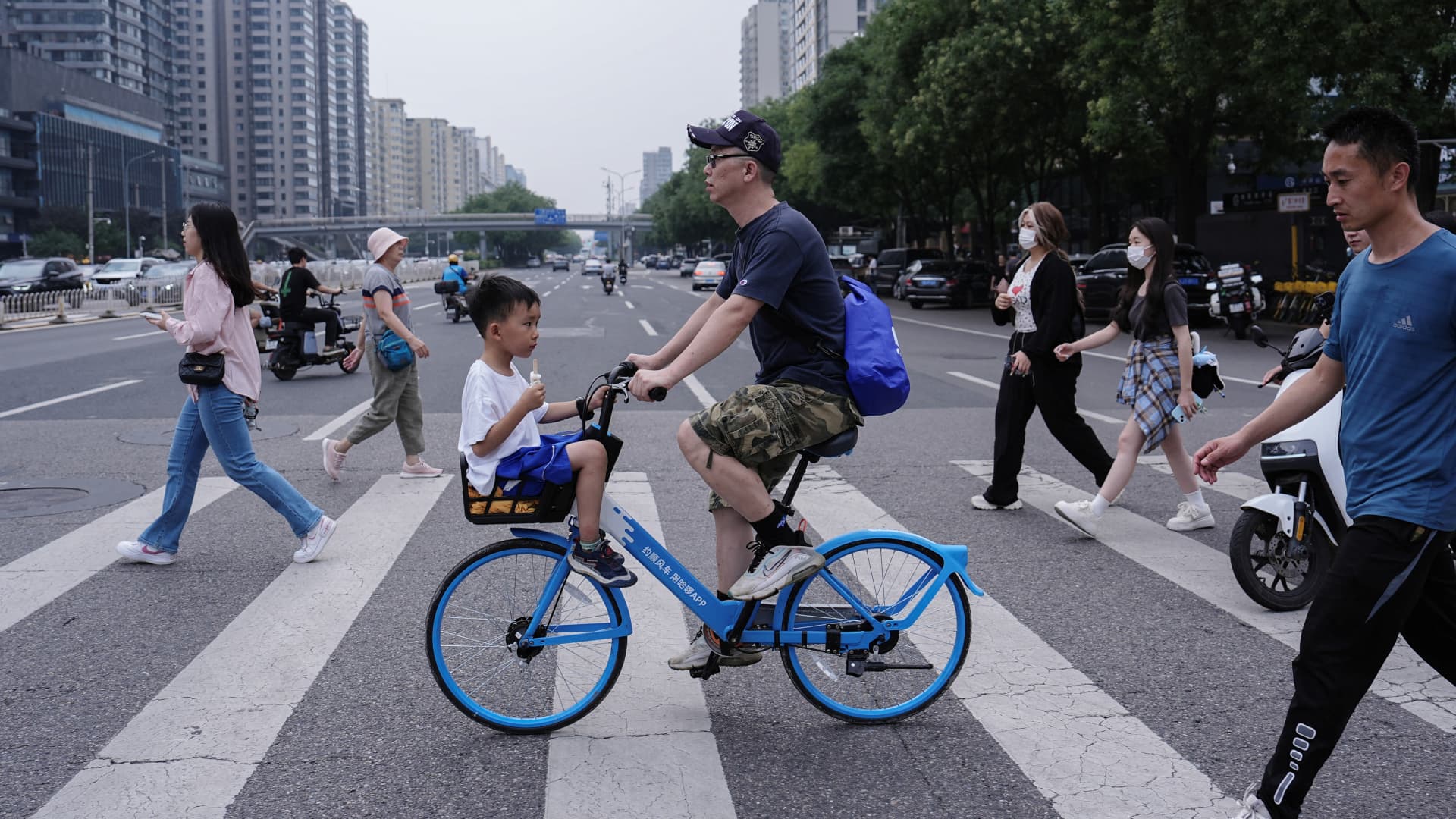 Three China stocks that analysts are watching for longer-term opportunities post thumbnail image