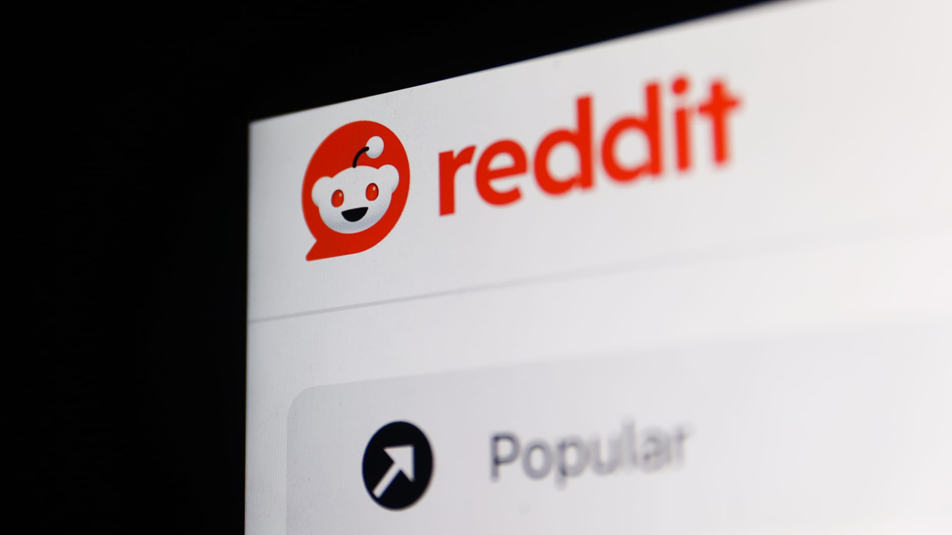 RDDT, SMCI, INTU and more post thumbnail image