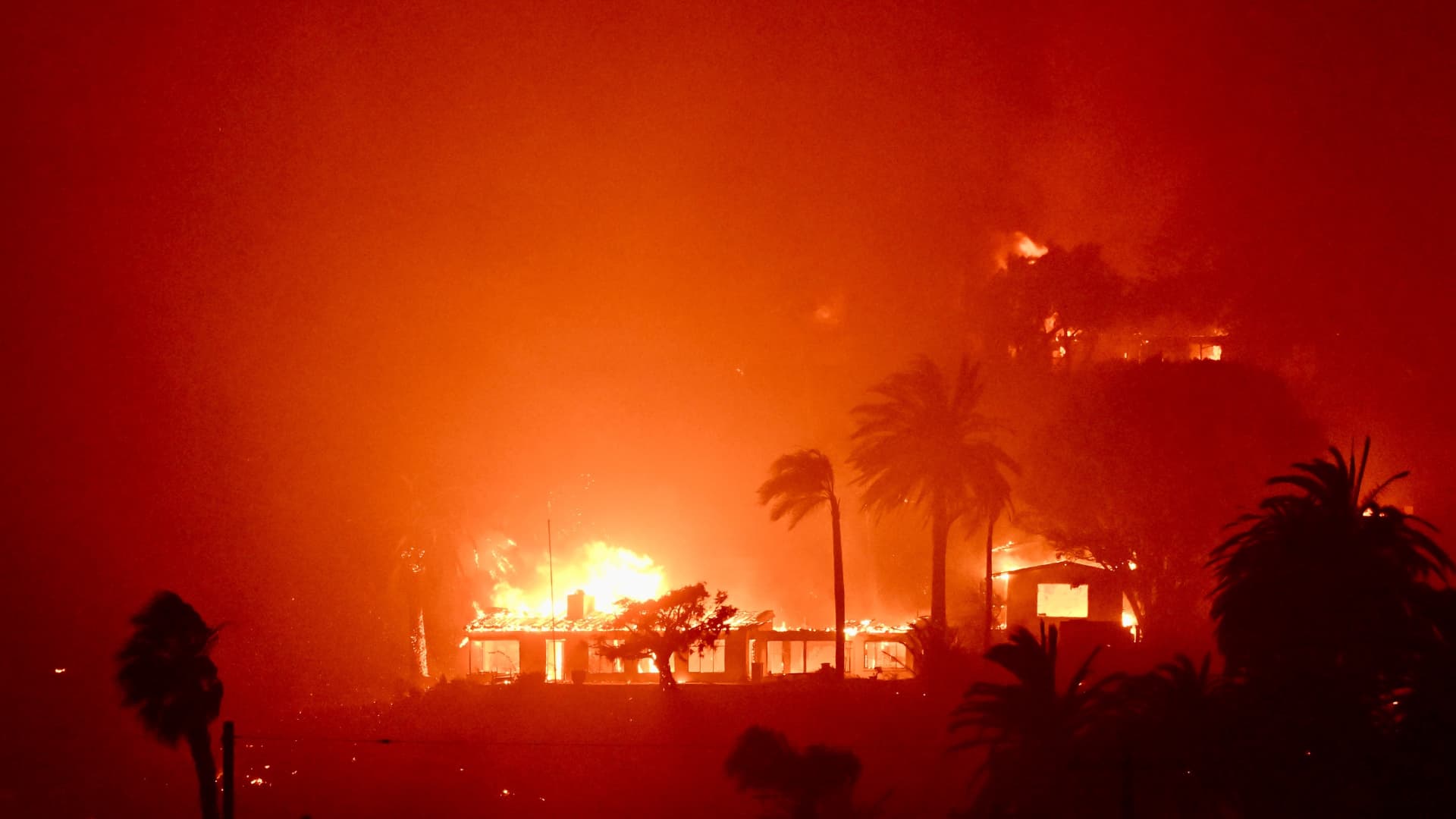 L.A. wildfire victims face financial anxiety amid recovery post thumbnail image